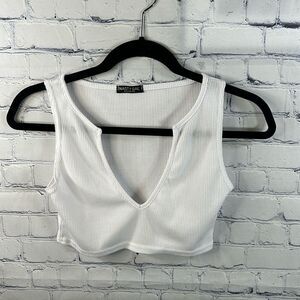 🌟 Nasty Gal White Plunging V-Neck Ribbed Crop Top - Size 4 🌟